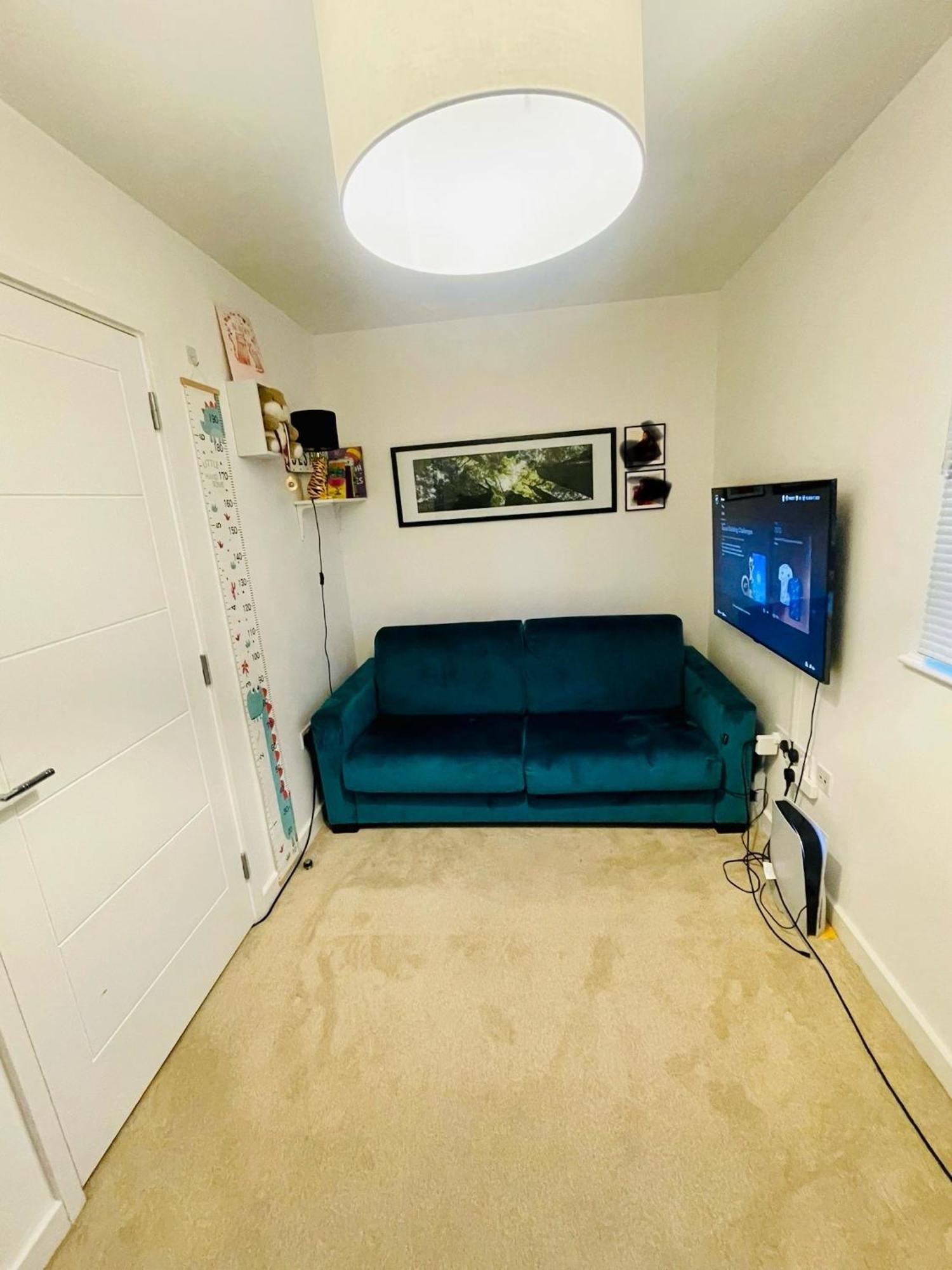 Comfortable Double Room & Single Room In Vibrant Hatfield Neighbourhood Buitenkant foto